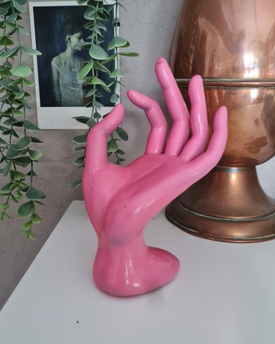 Funky pink mannequin hand - pink,