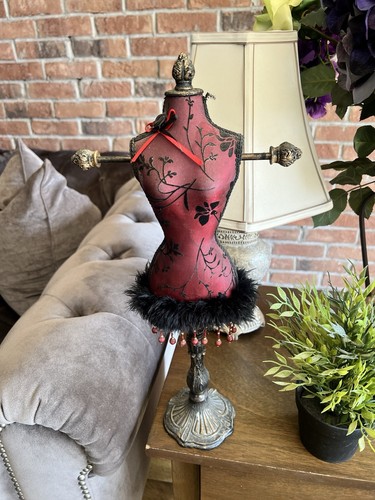 Burgundy mannequin hand - mannequin,