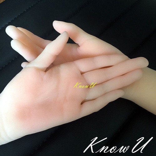 Stock silicone female hand - uk,